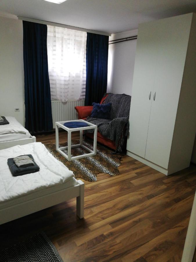 Apartman Romy Pančevo Kamer foto