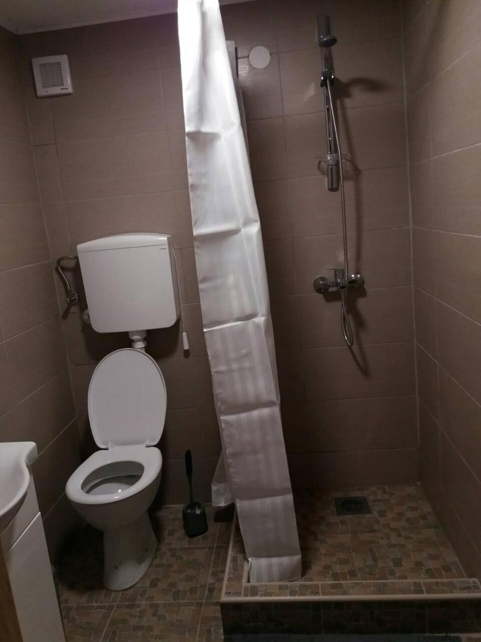 Apartman Romy Pančevo Buitenkant foto