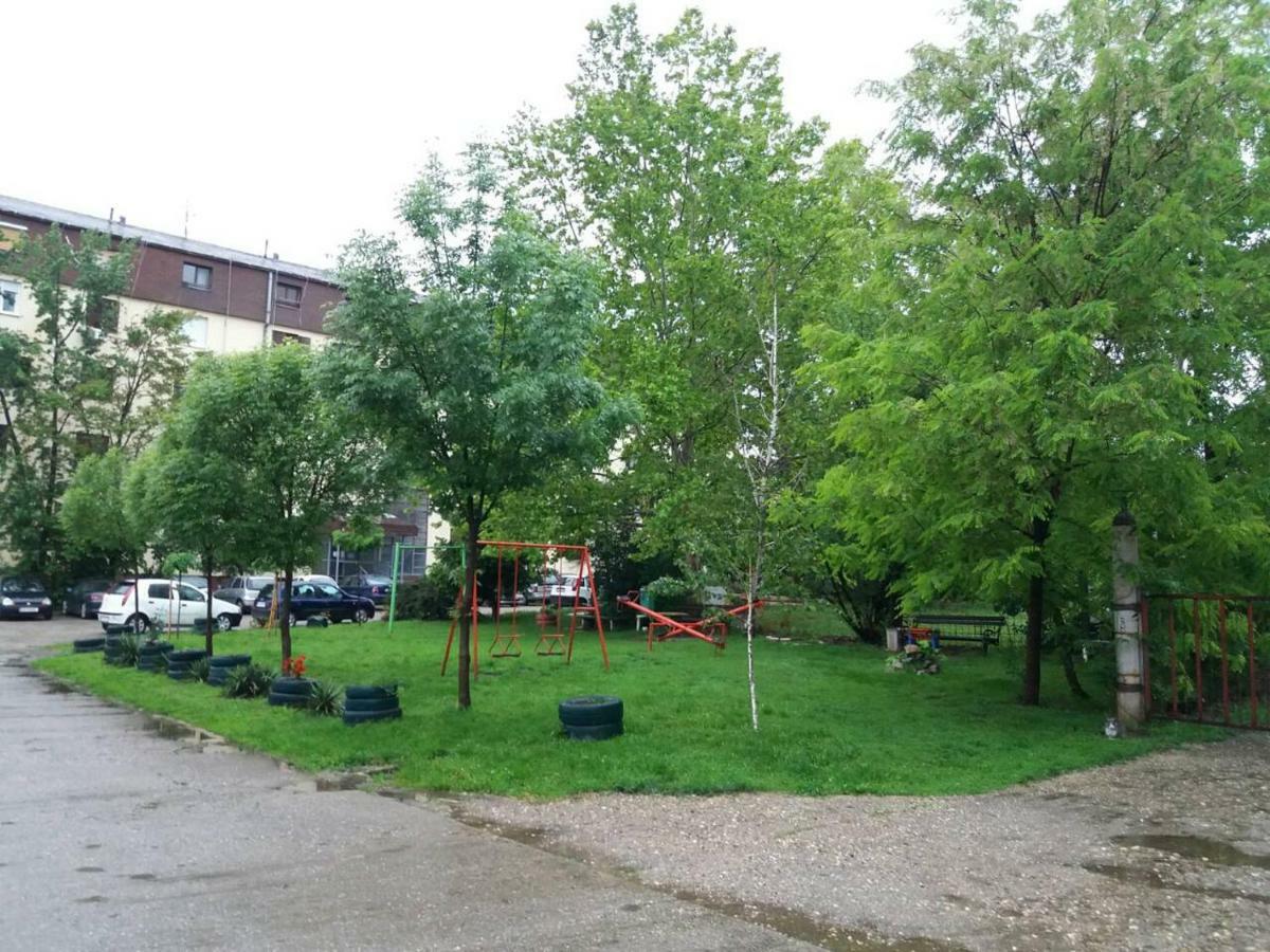 Apartman Romy Pančevo Buitenkant foto