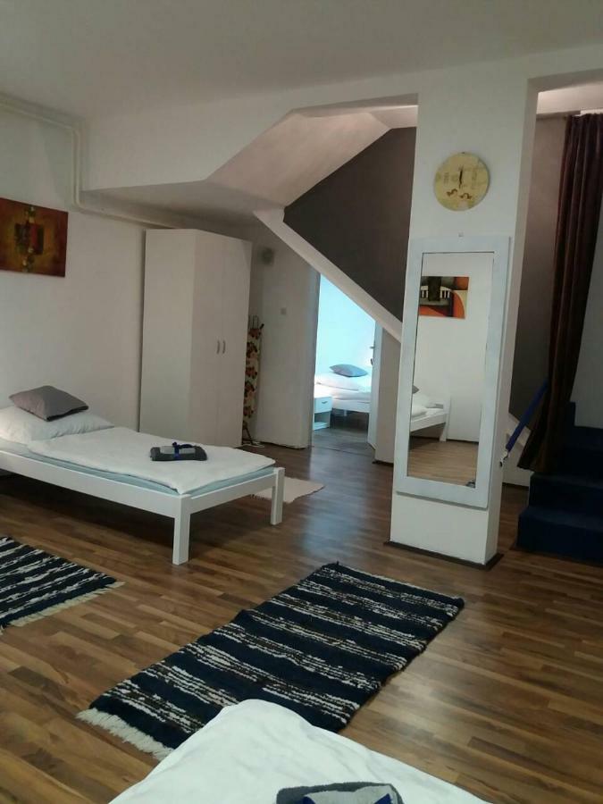 Apartman Romy Pančevo Buitenkant foto